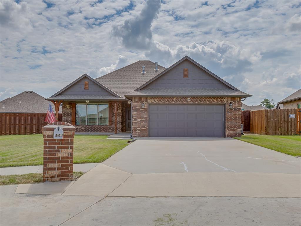Pioneer Dr, Harrah, OK 73045