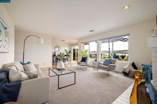 1196 Grove Cir, Benicia, CA, 94510-1717 | Card Image