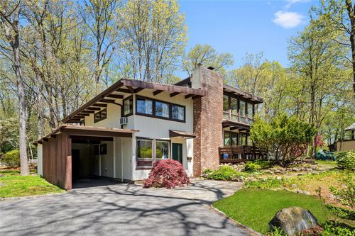 41 Eastern Dr, Ardsley, NY, 10502-1924 | Card Image