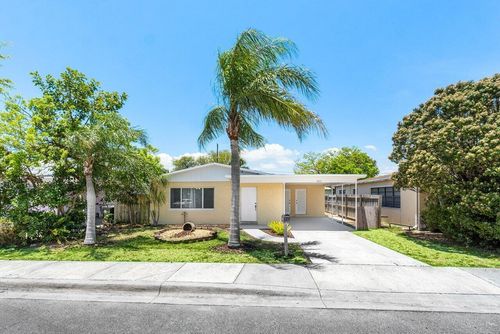 1405 N J Ter, Lake Worth Beach, FL, 33460-1810 | Card Image