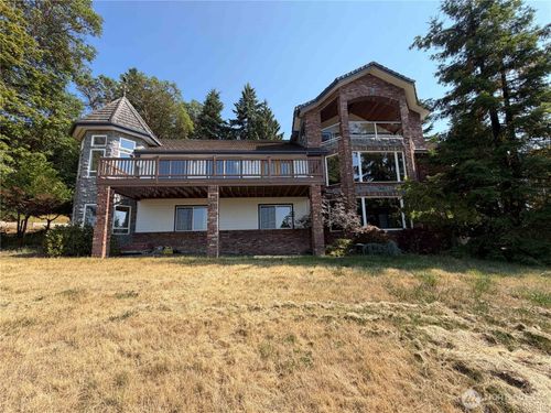 811 Fox Hollow Rd, Sequim, WA, 98382-3878 | Card Image