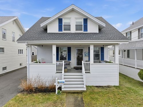 62 C St, Hull, MA, 02045-1937 | Card Image