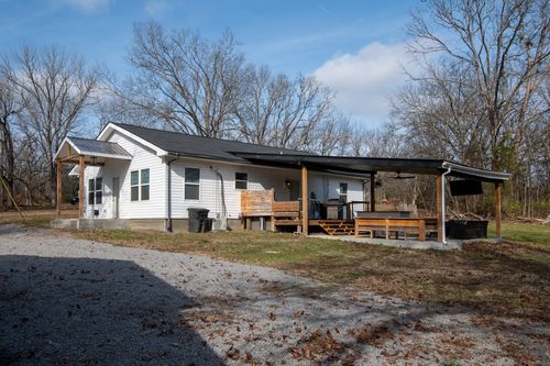 2450 Highway 231 S, Castalian Springs, TN, 37031-5625 | Card Image