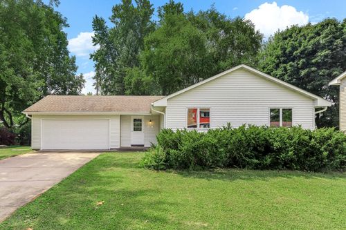 6201 Linden Rd, Woodbury, MN, 55125-2050 | Card Image