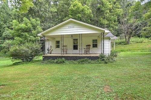 637 Morrell Creek Ln, Bluff City, TN, 37618-3825 | Card Image
