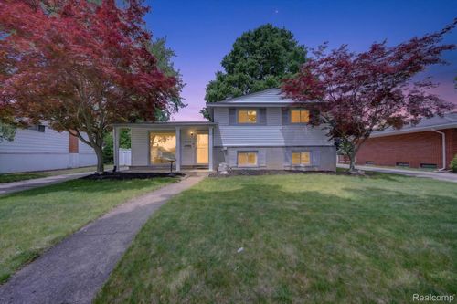 37168 Vincent St, Westland, MI, 48186-9388 | Card Image