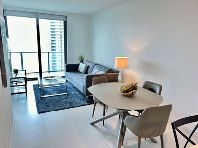 2204 - 501 Ne 31st St, Condo with 1 bedrooms, 1 bathrooms and null parking in Miami FL | Image 2