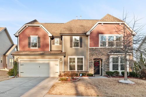 27 Needham Ln, Clayton, NC, 27527-8905 | Card Image