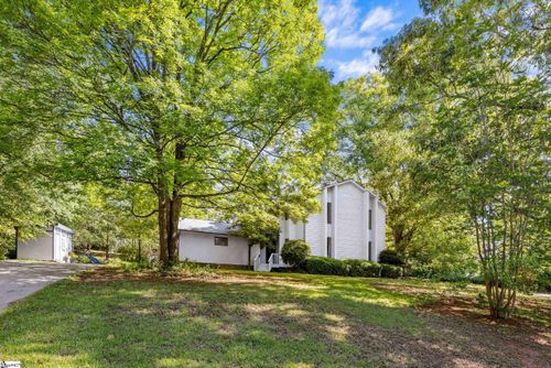 105 Shaftsbury Rd, Clemson, SC, 29631-1729 | Card Image