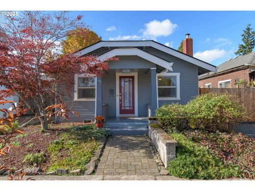 1672 Lawrence St, Eugene, OR, 97401-3875 | Card Image