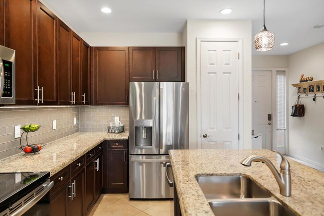 524 Sw Glen Crest Way, Condo with 3 bedrooms, 3 bathrooms and null parking in Stuart FL | Image 10