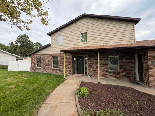 406 Cherokee Rd, Lexington, NE, 68850-2707 | Card Image