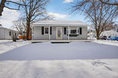 903 Grand Blvd, Cedar Falls, IA, 50613-4337 | Card Image