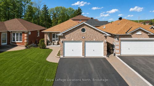 83 White Elm Rd, Barrie, ON, L4N0E4 | Card Image