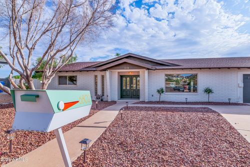 6802 N 22nd Pl, Phoenix, AZ, 85016-1146 | Card Image