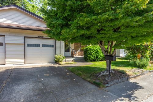 932 S 245th Pl, Des Moines, WA, 98198-3803 | Card Image
