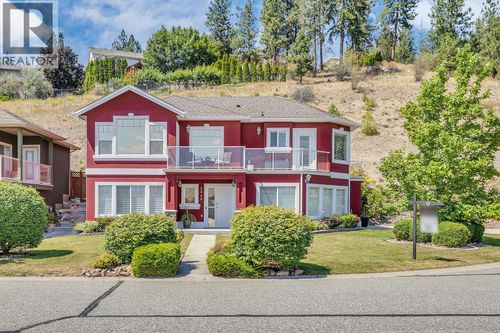 2040 Spyglass Way, West Kelowna, BC, V1Z3Z7 | Card Image