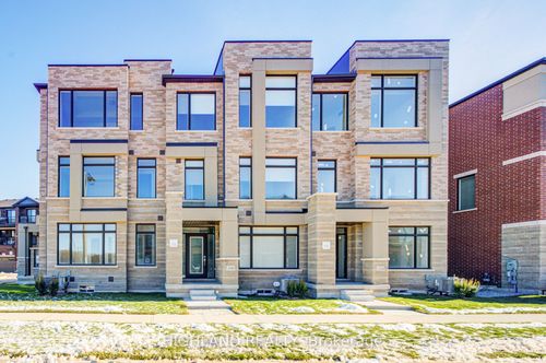 1126 Wheat Boom Dr, Oakville, ON, L6H8C1 | Card Image
