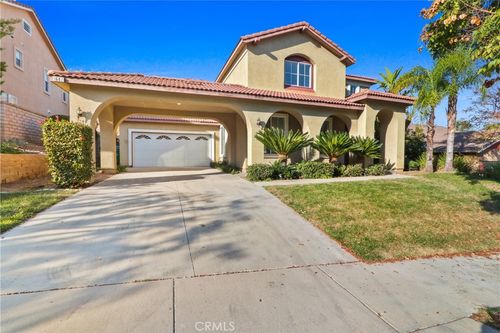 1607 Spyglass Dr, Corona, CA, 92883-0721 | Card Image
