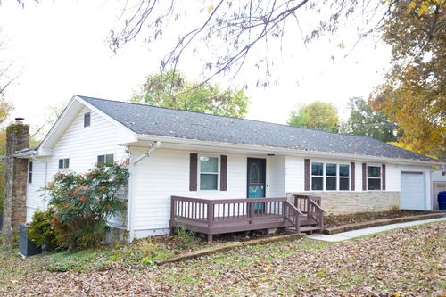 412 Woodland Dr, Clinton, TN, 37716-3514 | Card Image