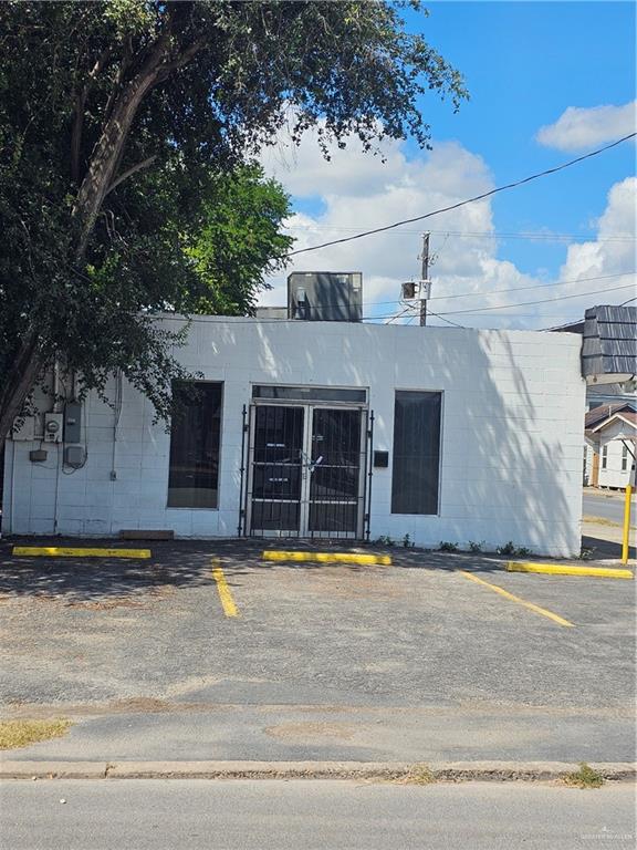 Commercial Sale in Brownsville 3