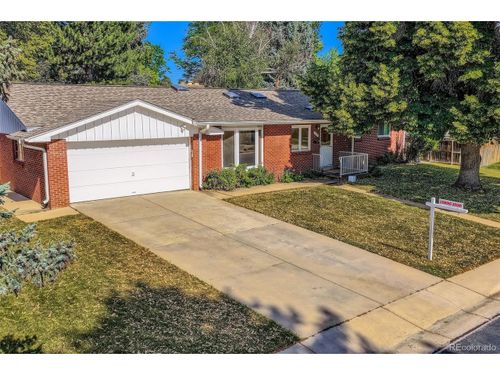 135 Dover St, Lakewood, CO, 80226-1214 | Card Image
