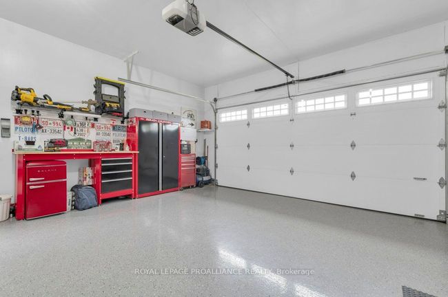 32 Aberdeen St, House other with 4 bedrooms, 3 bathrooms and 2 parking in Stirling ON | Image 6