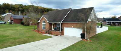 67 Auburn Hills Dr, House other with 3 bedrooms, 2 bathrooms and 2 parking in Woodbury TN | Image 3