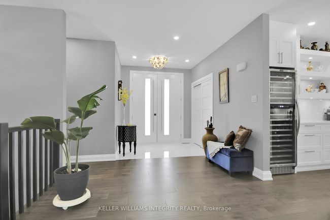 139 St Thomas Rd, House other with 6 bedrooms, 4 bathrooms and 11 parking in Vars ON | Image 4