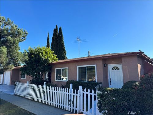 10406 San Carlos Ave, South Gate, CA, 90280-6539 | Card Image