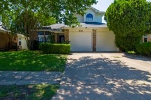 610 Lemons St, Cedar Hill, TX, 75104-9245 | Card Image