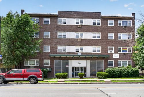 204-38 N Central Ave, Chicago, IL, 60644-3204 | Card Image