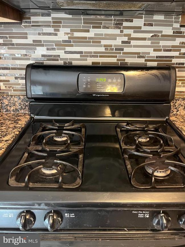 4 Johnamac S, Townhouse with 3 bedrooms, 3 bathrooms and null parking in LITTLESTOWN PA | Image 13
