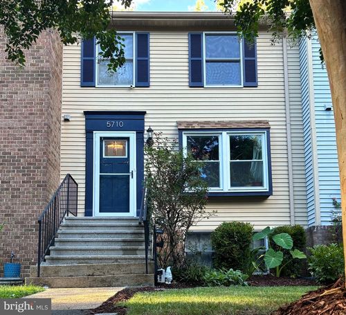 5710 Round Top Ln, BURKE, VA, 22015-3122 | Card Image
