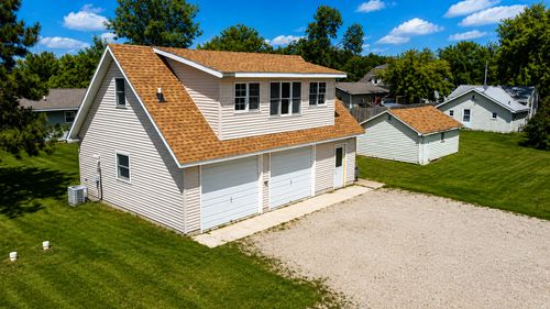 204 Maple Ave S, Ottertail, MN, 56571-7183 | Card Image