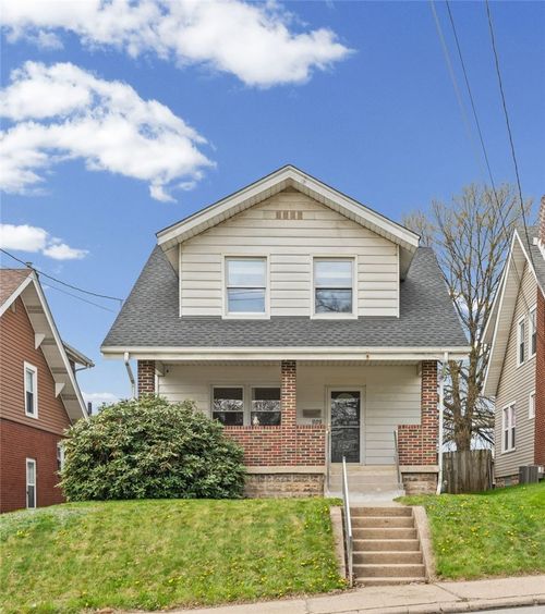 909 Freeport Road, New Kensington, PA, 15068 | Card Image