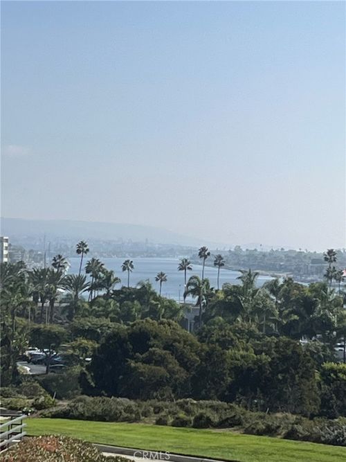 230 Lille Ln, Newport Beach, CA, 92663-2699 | Card Image