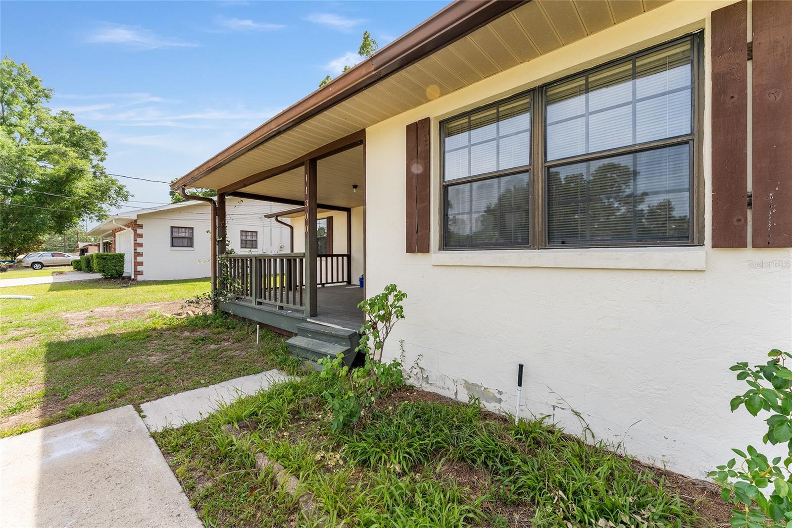 Residential in BELLEVIEW 4