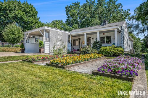 816 Malta St Ne, Grand Rapids, MI, 49503-1836 | Card Image
