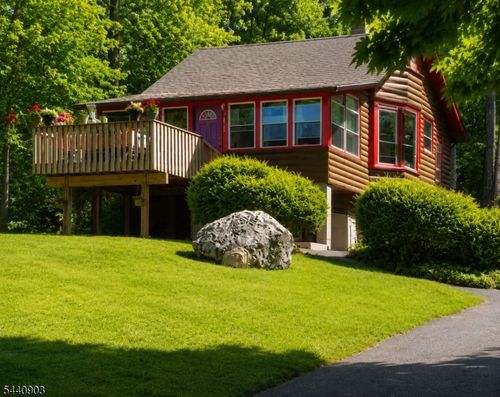 22 Lines Ave, Hopatcong, NJ, 07843-1910 | Card Image