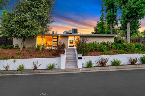 4824 Peonia, Woodland Hills, CA, 91364 | Card Image