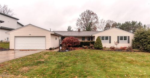 2500 Deborah Dr, Beachwood, OH, 44122-1604 | Card Image