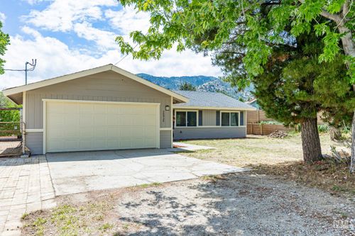 20924 Brentwood Dr, Tehachapi, CA, 93561-7982 | Card Image