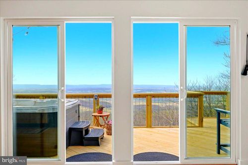 209 Luchase Road, LINDEN, VA, 22642 | Card Image