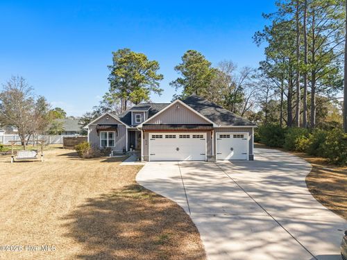 830 Village Point Rd, Shallotte, NC, 28470-5332 | Card Image