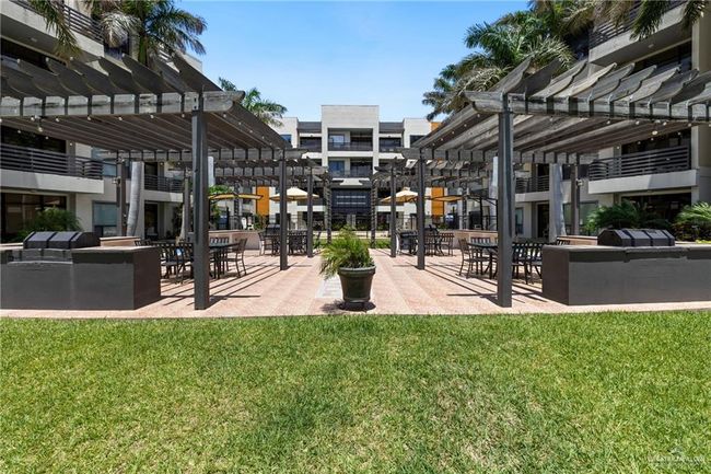 UNIT-203 - 813 Travis St, Condo with 3 bedrooms, 2 bathrooms and null parking in Mission TX | Image 22