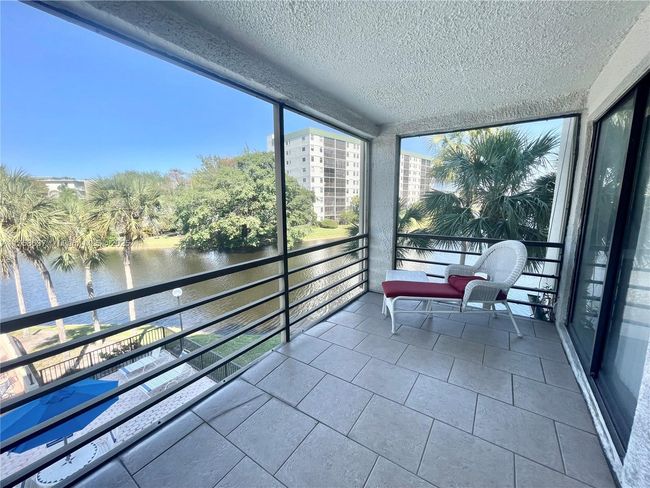 APT-311D - 2309 S Cypress Bend Dr, Condo with 3 bedrooms, 2 bathrooms and null parking in Pompano Beach FL | Image 20