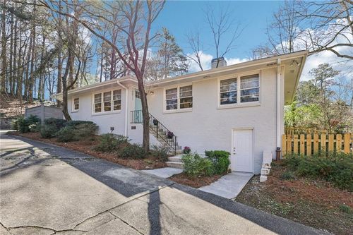 4011 Arden Way Ne, Atlanta, GA, 30342-3947 | Card Image