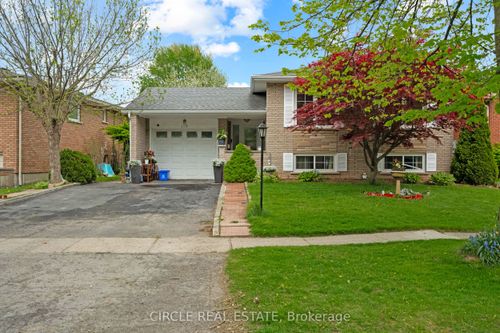 118 Bridlewood Dr, Welland, ON, L3C6L1 | Card Image