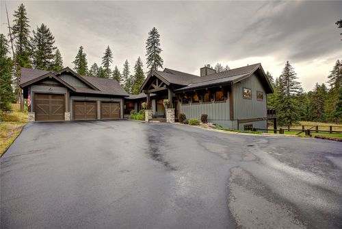1064 Whitefish Village Dr, Whitefish, MT, 59937-8955 | Card Image
